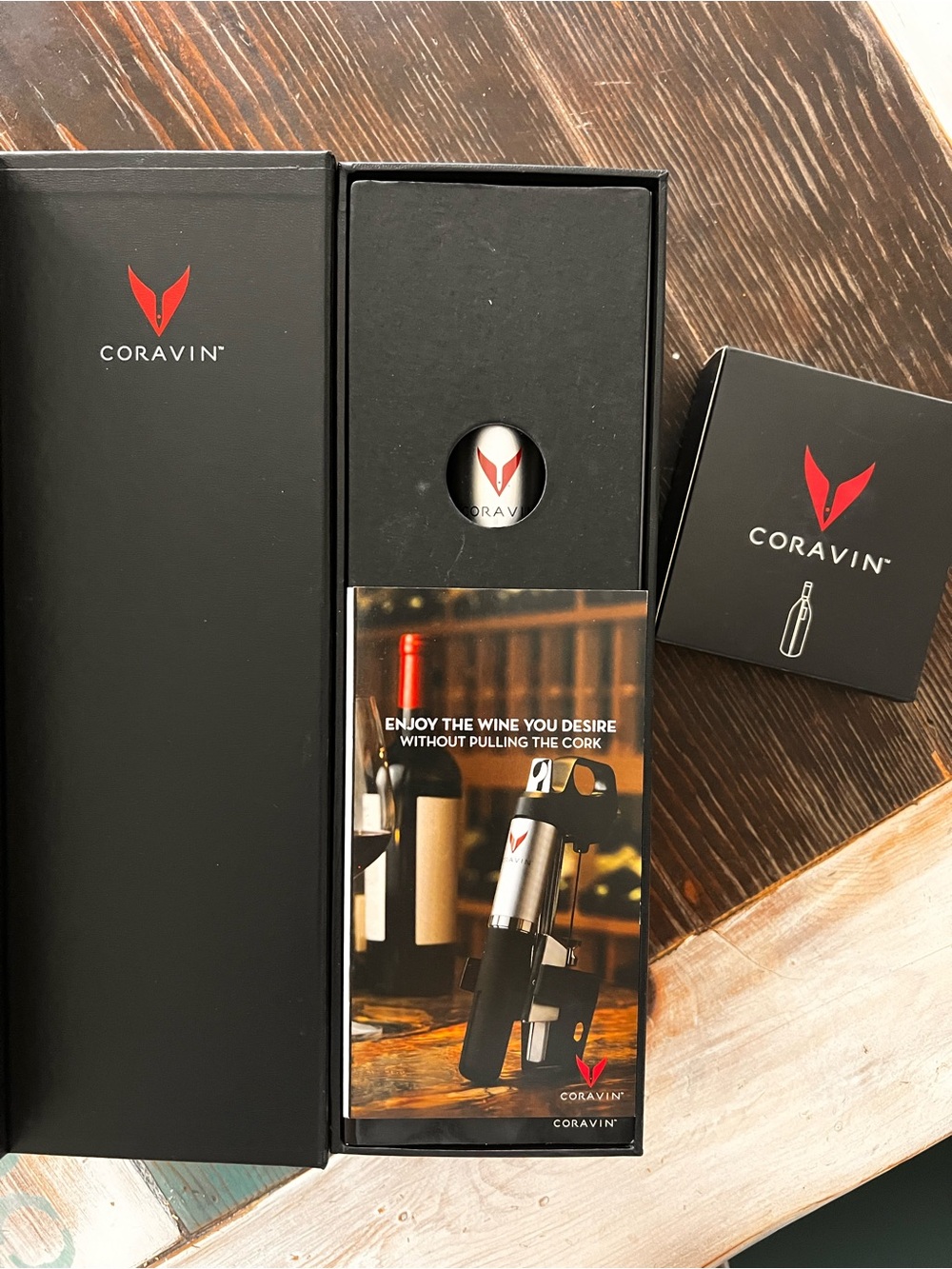 Wine Preservation System - Black/Silver